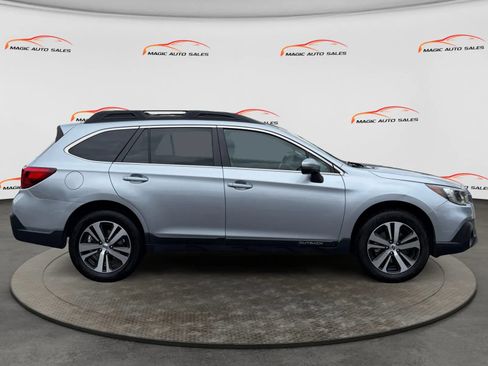 Used 2019 Subaru Outback 2.5i Limited AWD/4WD image 6