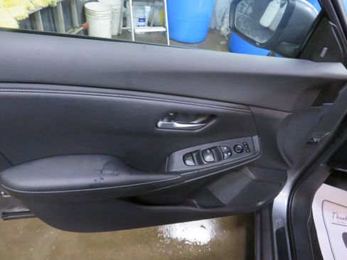 Used 2021 Nissan Sentra SV image 17