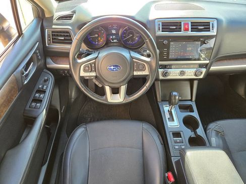 Used 2017 Subaru Outback 3.6R Limited image 8