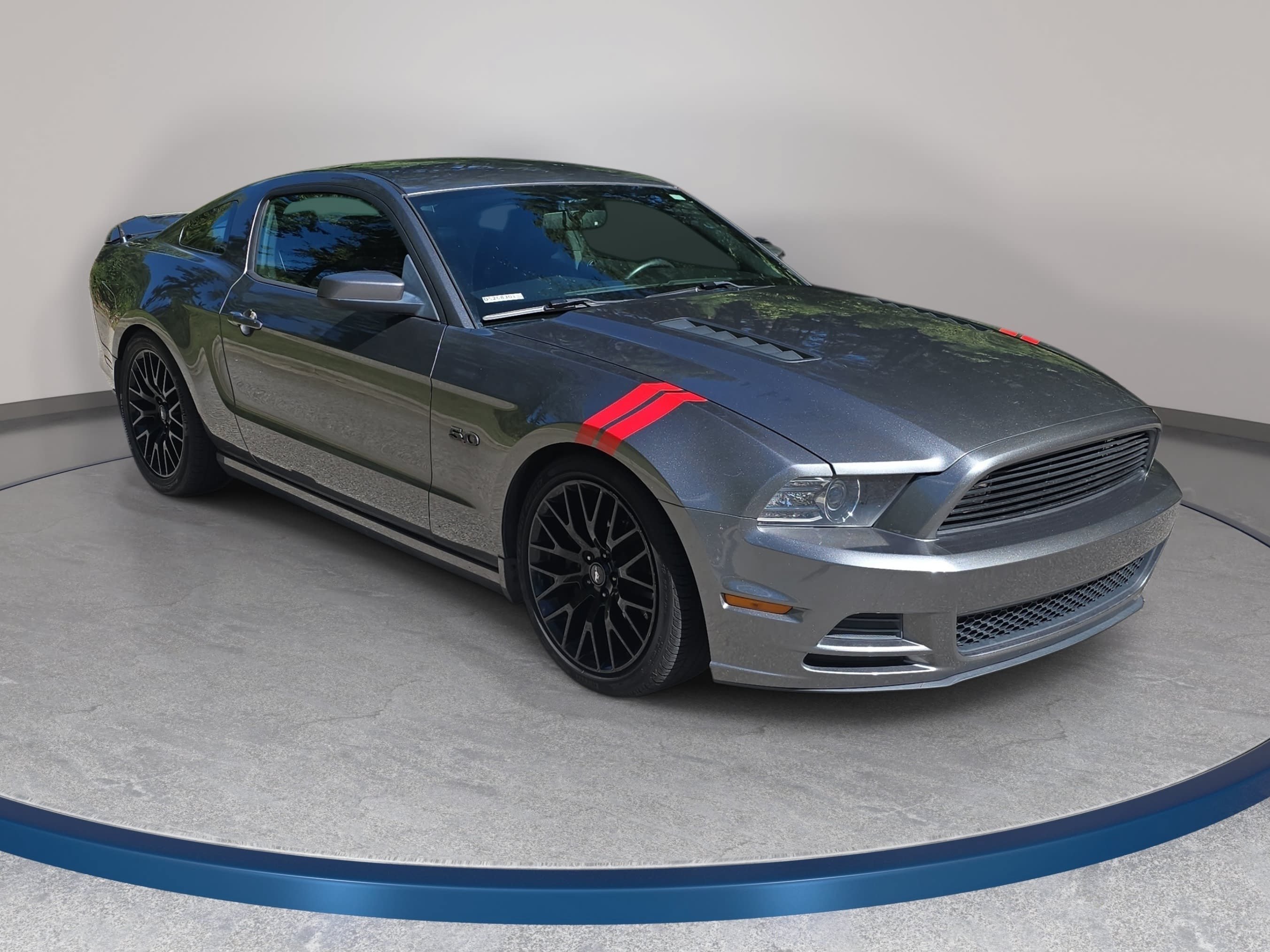 Used 2013 Ford Mustang GT Premium w/ Comfort Pkg RWD image 3