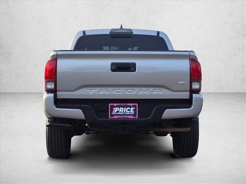 Used 2018 Toyota Tacoma TRD Sport RWD image 6