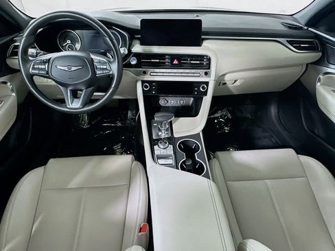 Used 2025 Genesis G70 2.5T RWD image 16