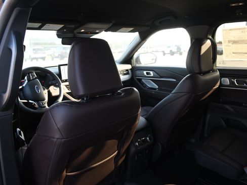 New 2026 Ford Explorer Platinum RWD image 14