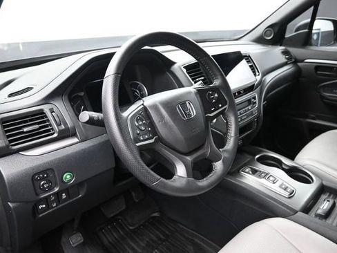 Certified 2023 Honda Passport EX-L image 18