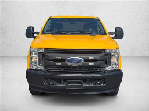 Used 2017 Ford F350 XL RWD image 2