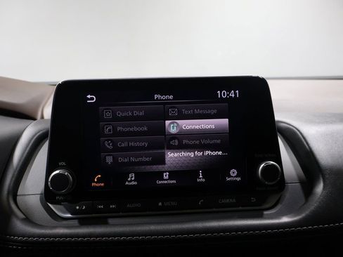 Used 2023 Nissan Rogue SV image 25