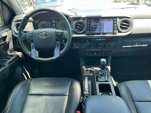 Used 2023 Toyota Tacoma TRD Sport w/ TRD Premium Sport Package RWD image 18