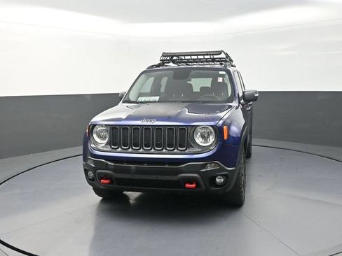 Used 2016 Jeep Renegade Trailhawk AWD/4WD image 2