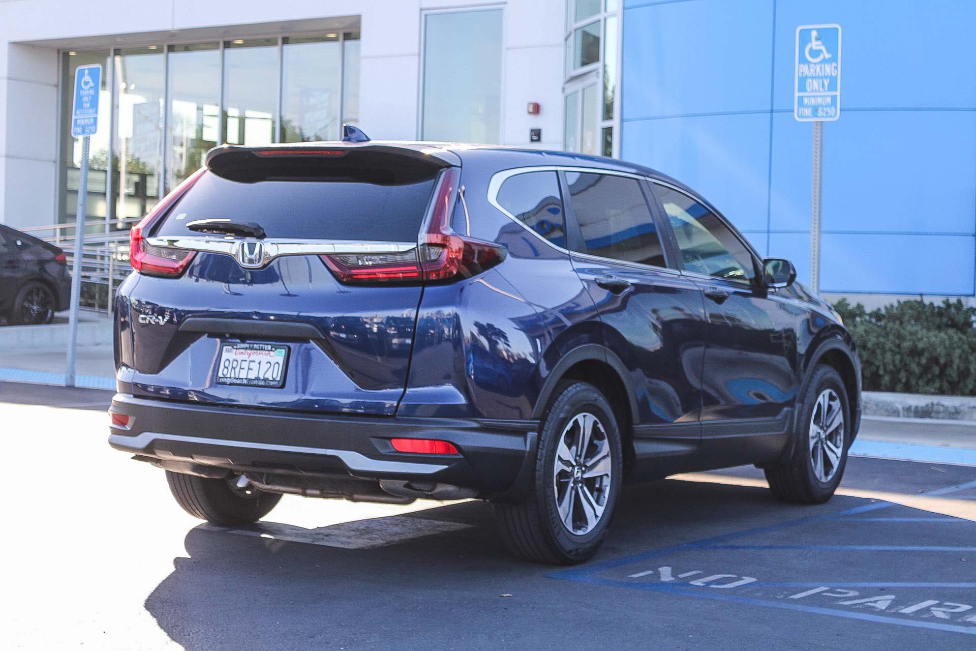 Used 2020 Honda CR-V LX image 7