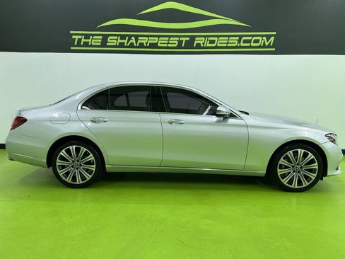 Used 2019 Mercedes-Benz E 300 4MATIC image 11