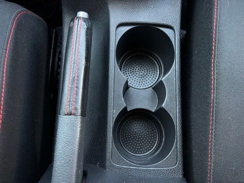 Used 2013 Volkswagen Golf 4-Door image 44