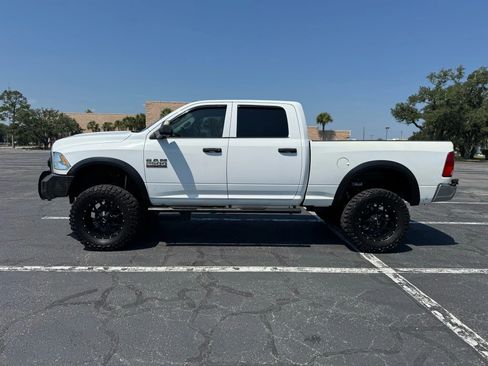 Used 2018 RAM 2500 Tradesman w/ Chrome Appearance Group image 9