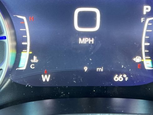 New 2026 Chrysler Pacifica Select image 28