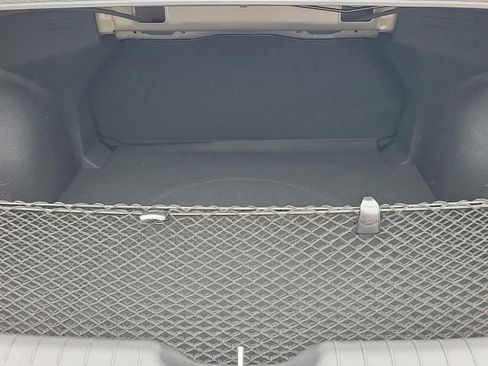 New 2025 Hyundai Elantra Hybrid w/ Cargo Package FWD image 27