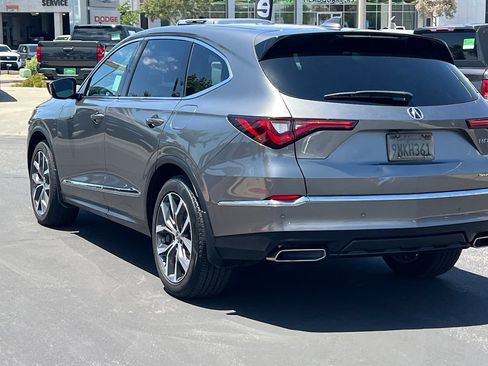 Used 2024 Acura MDX w/ Technology Package AWD/4WD image 5
