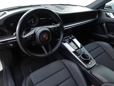 Used 2020 Porsche 911 Carrera S RWD image 7
