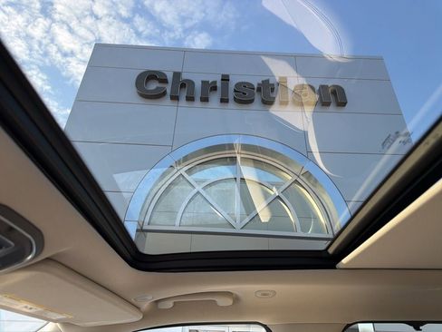 Used 2022 Jeep Wagoneer Series III w/ Premium Group I image 24