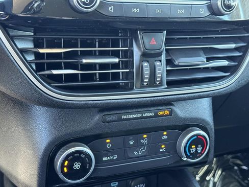 Certified 2022 Ford Escape SE image 14