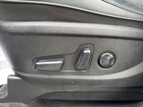 Used 2021 Kia Telluride S image 12