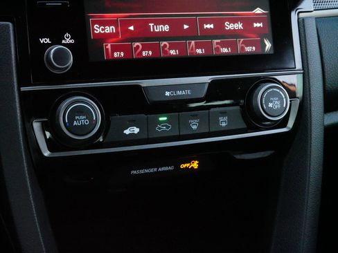 Used 2020 Honda Civic Sport image 23