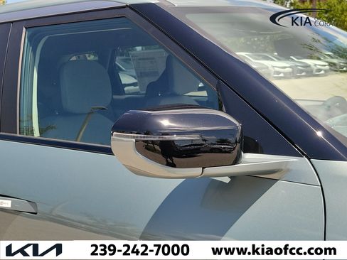 New 2027 Kia Seltos S FWD image 8