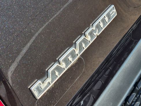 Used 2019 RAM 1500 Laramie image 20