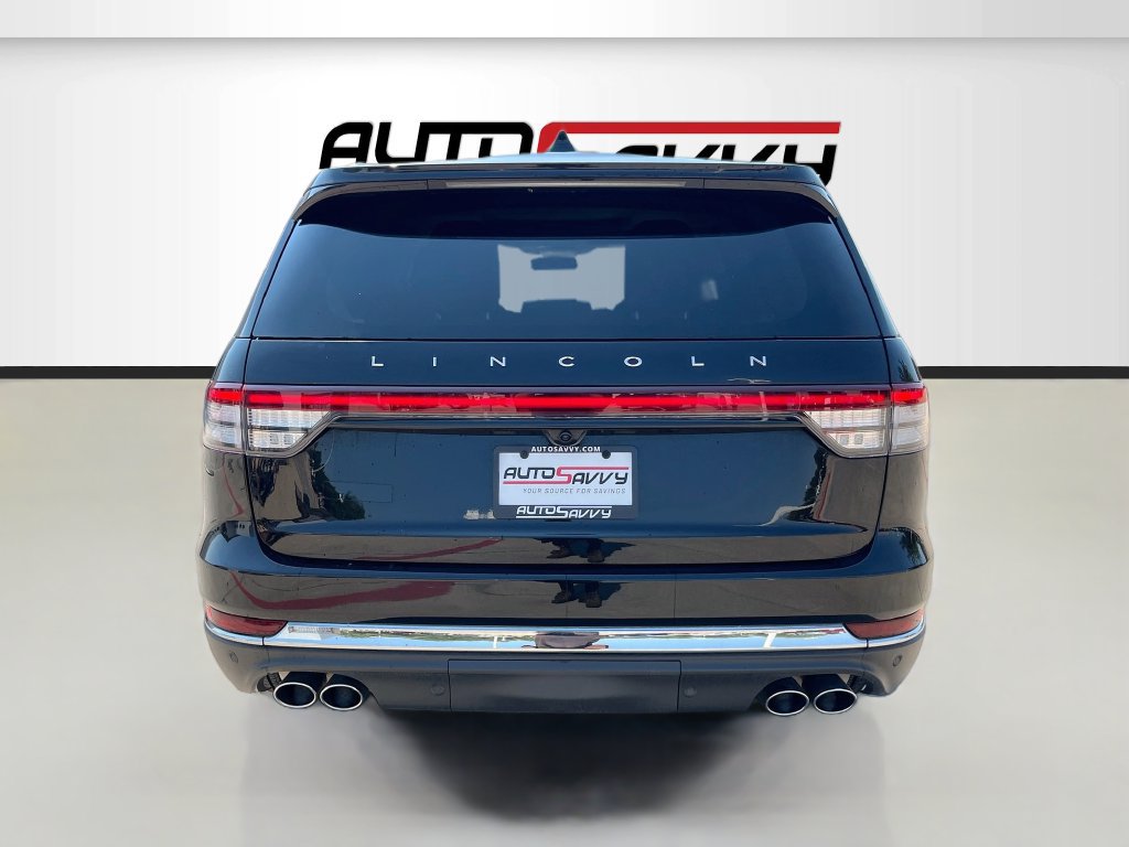 Used 2025 Lincoln Aviator AWD image 6