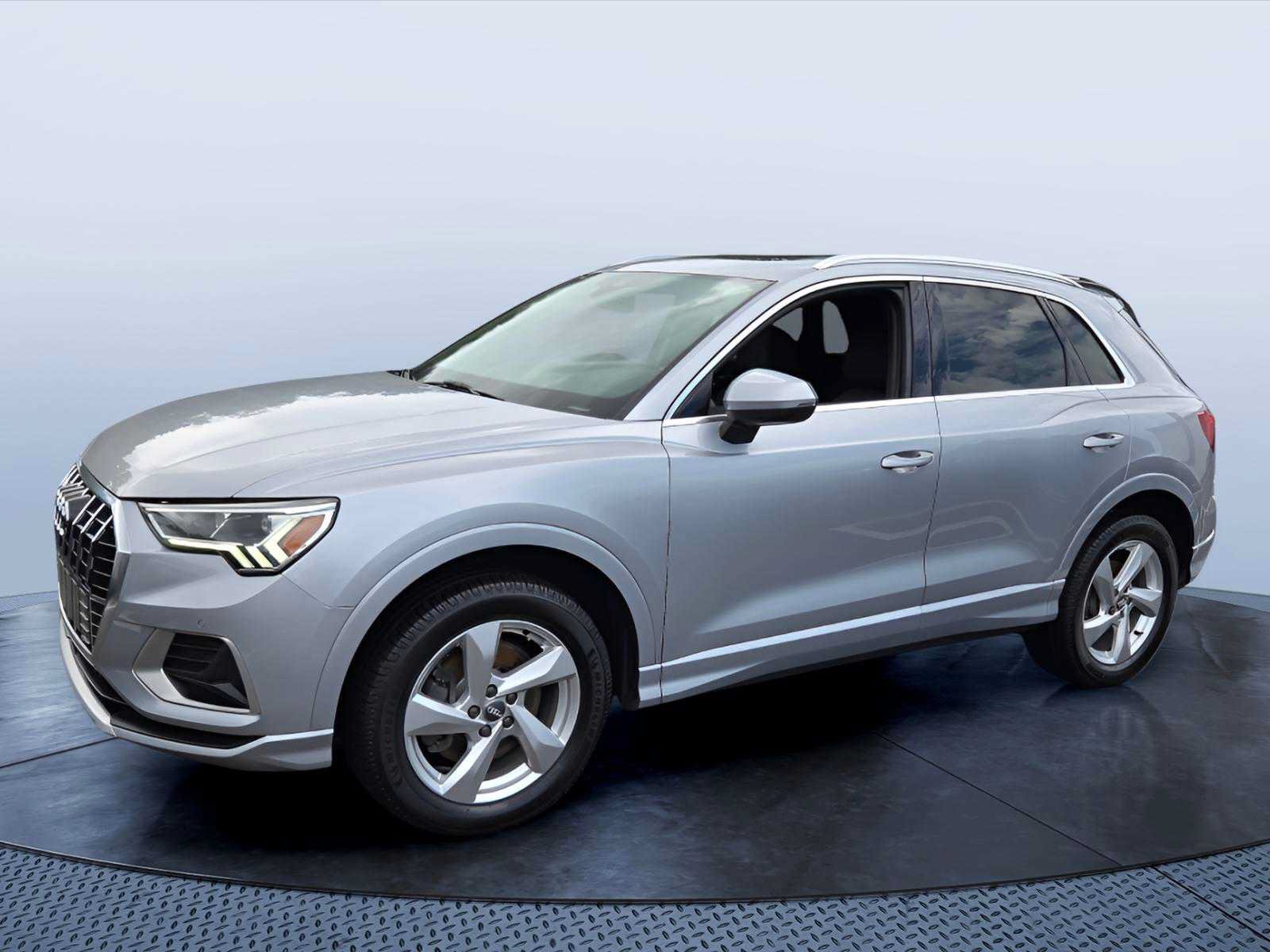 Used 2020 Audi Q3 2.0T Premium Plus w/ Premium Plus Package AWD/4WD image 7