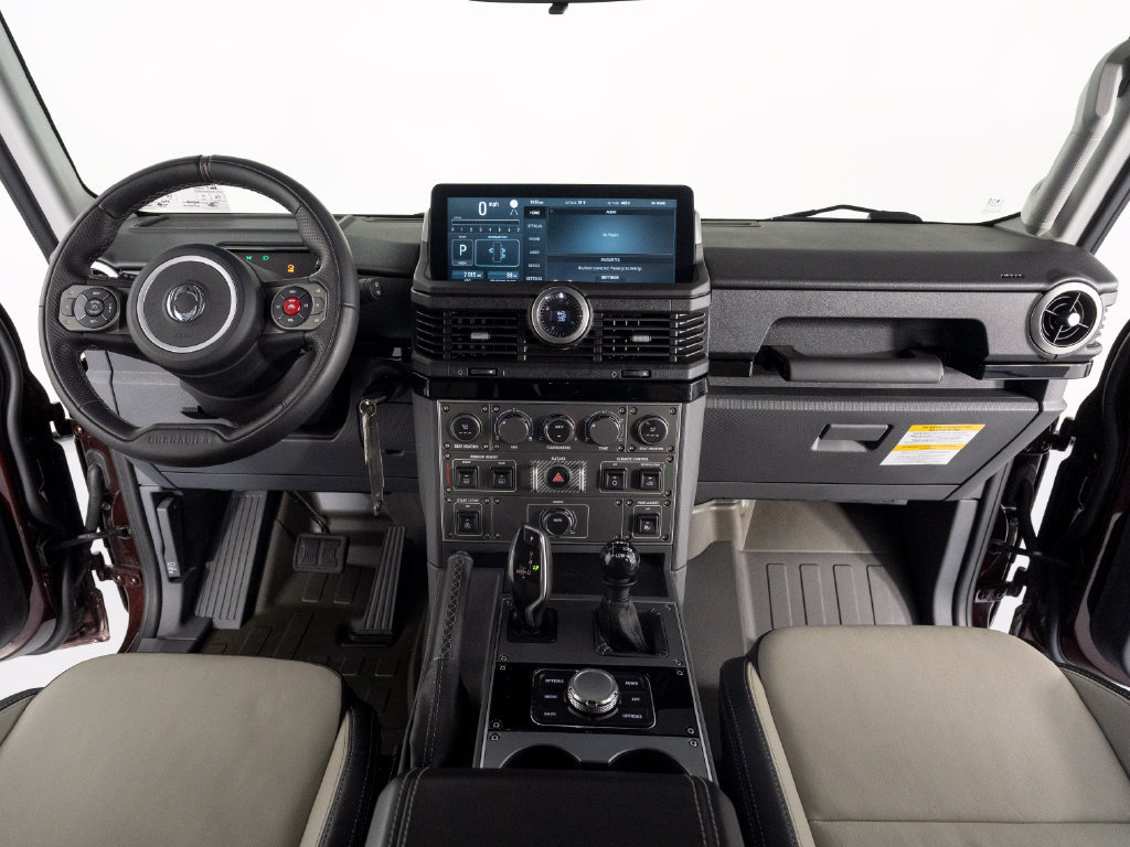 Used 2025 INEOS Grenadier Station Wagon AWD/4WD image 31