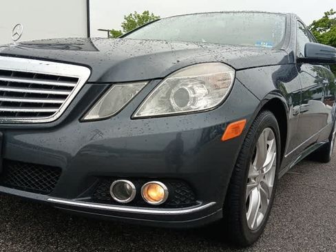 Used 2010 Mercedes-Benz E 350 4MATIC Sedan image 10