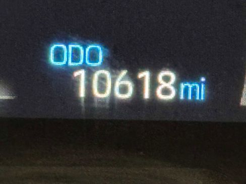 Certified 2025 Toyota RAV4 SE w/ Convenience Package image 21