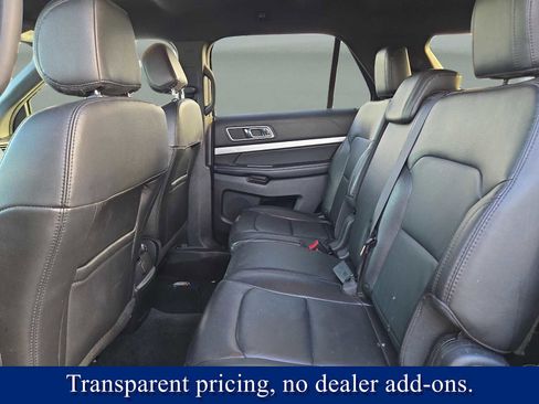 Used 2017 Ford Explorer XLT w/ Equipment Group 202A image 13