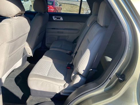 Used 2013 Ford Explorer XLT image 14