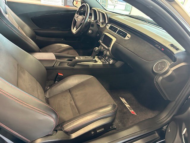 Used 2014 Chevrolet Camaro ZL1 RWD image 22