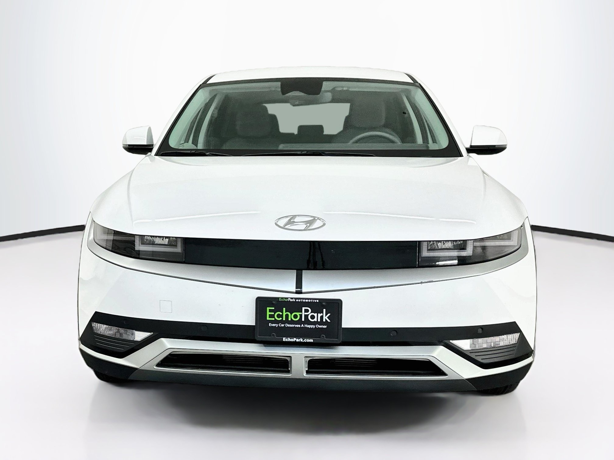 Used 2024 Hyundai Ioniq 5 SEL AWD/4WD image 2
