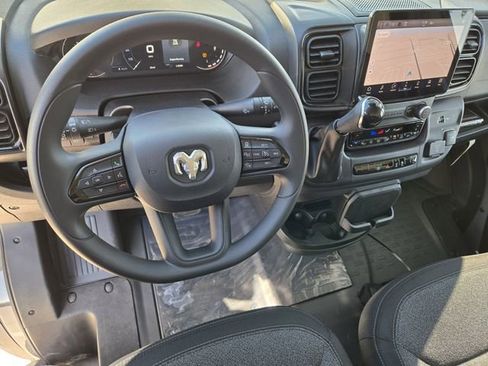 Used 2025 RAM ProMaster 2500 w/ Premium Convenience Group image 27