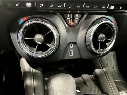 Used 2024 Chevrolet Blazer LT w/ Convenience Package FWD image 15