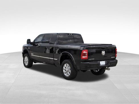Used 2023 RAM 3500 Limited AWD/4WD image 3
