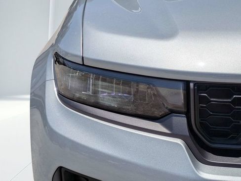New 2026 Jeep Grand Cherokee L 4WD image 9