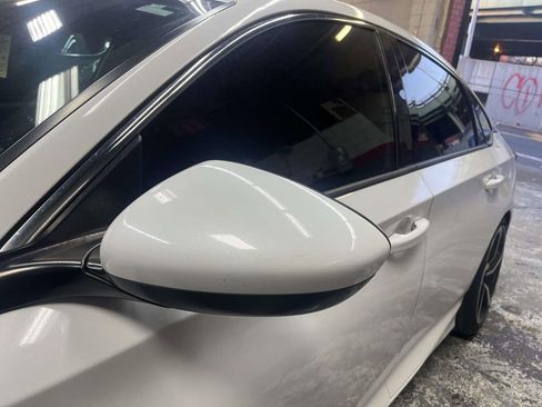 Used 2019 Honda Accord Sport image 11