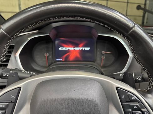 Used 2018 Chevrolet Corvette Grand Sport w/ Grand Sport Heritage Package image 32