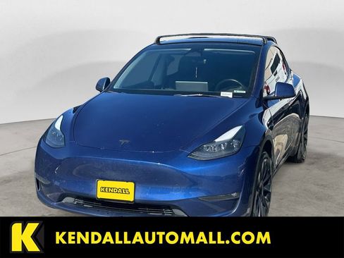 Used 2023 Tesla Model Y Long Range AWD/4WD image 1