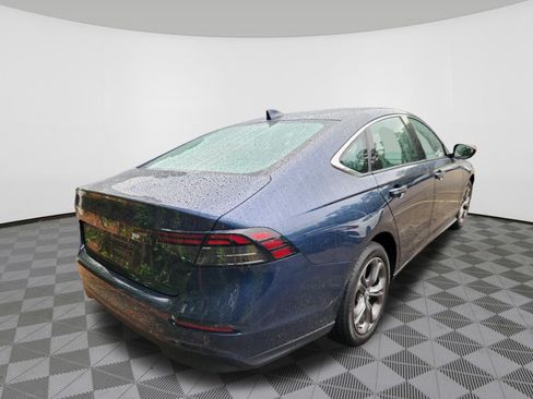 Used 2024 Honda Accord EX image 4