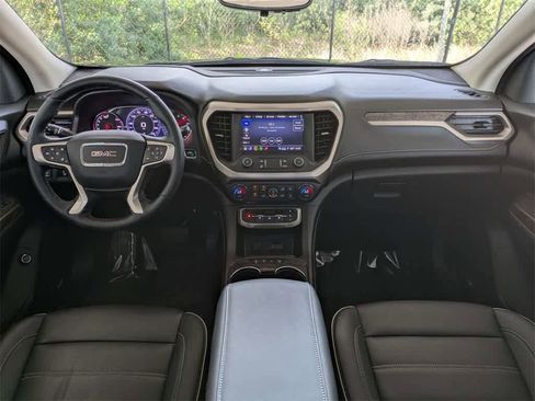 Used 2023 GMC Acadia Denali w/ Black Diamond Edition image 23