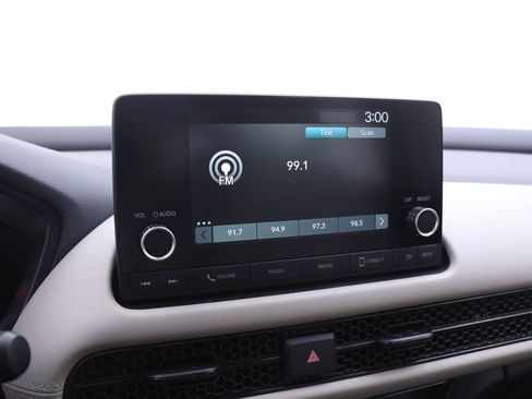 Certified 2025 Honda HR-V LX image 8
