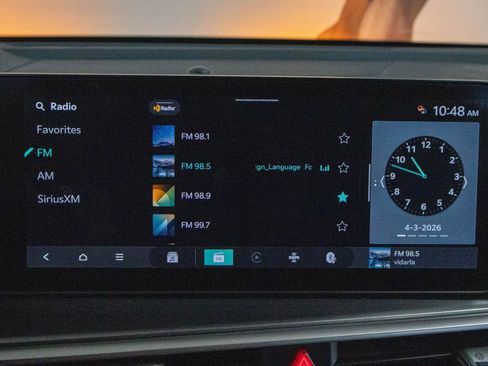 Used 2025 Kia Sorento LX image 8