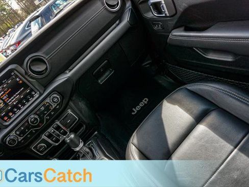 Used 2021 Jeep Wrangler Unlimited Sahara w/ Dual Top Group AWD/4WD image 26