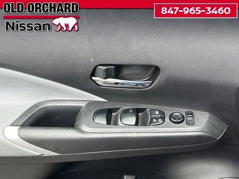 Used 2023 Nissan Kicks SR w/ SR Premium Package image 7