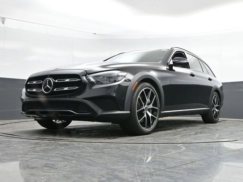 Used 2022 Mercedes-Benz E 450 4MATIC All-Terrain Wagon image 44