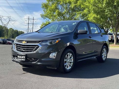 Used 2021 Chevrolet Equinox LS AWD/4WD image 25